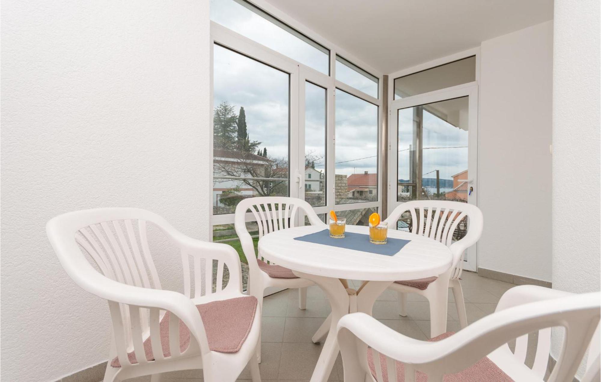 Awesome Apartment In Sveti Filip I Jakov W/ 1 Bedrooms Exterior foto